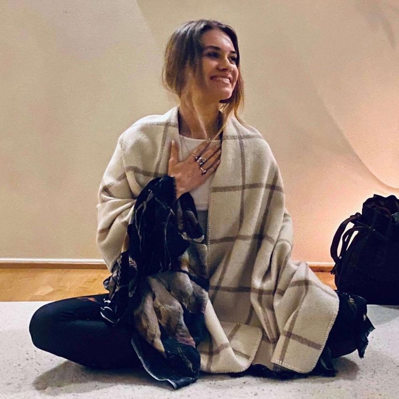 Alpakka yogasjal, oda